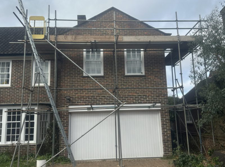 Scaffolding-Wimbledon-800x801-1 (1)